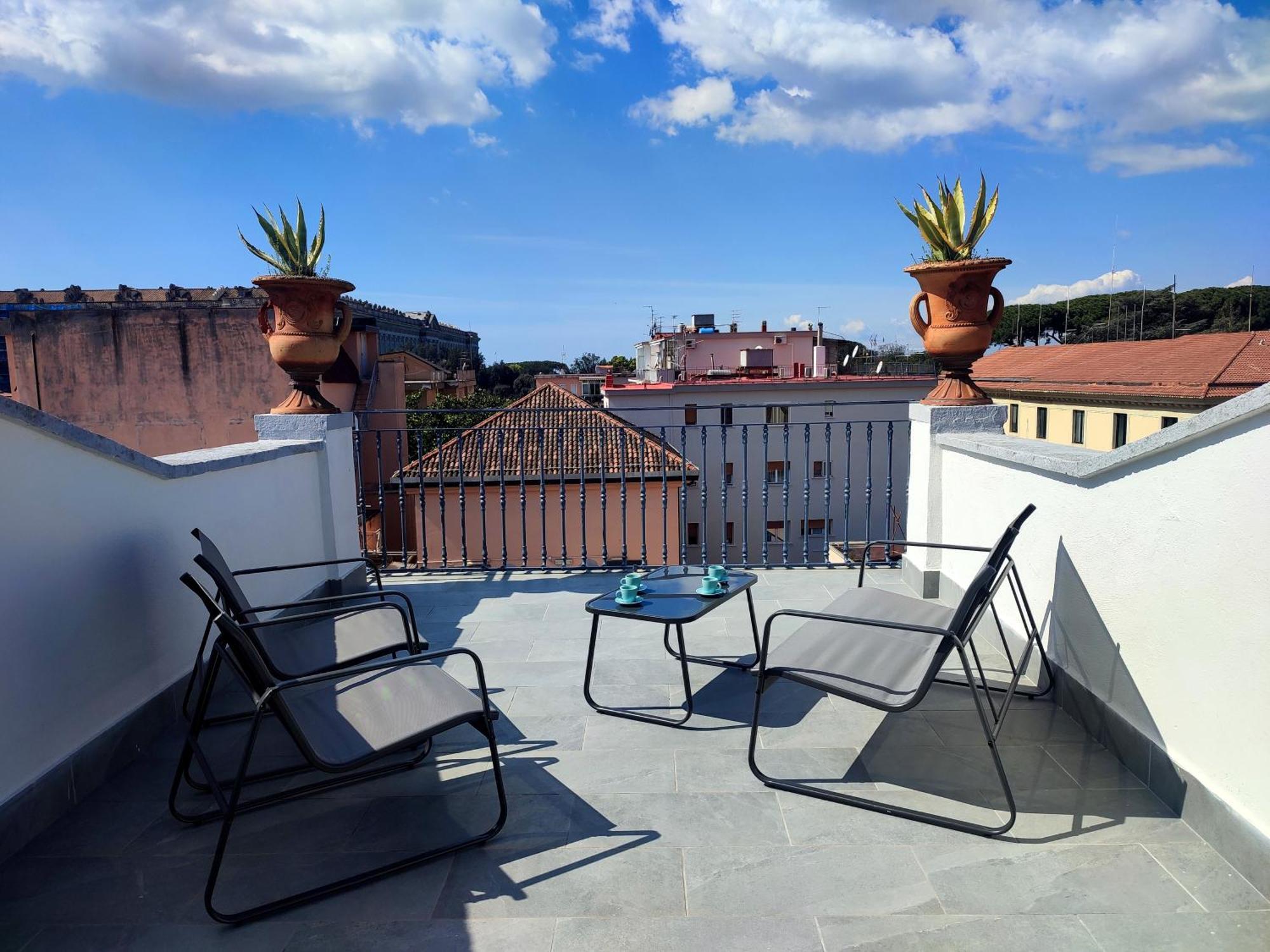 Terrazza Reale - Suite 2 Caserta Exterior photo